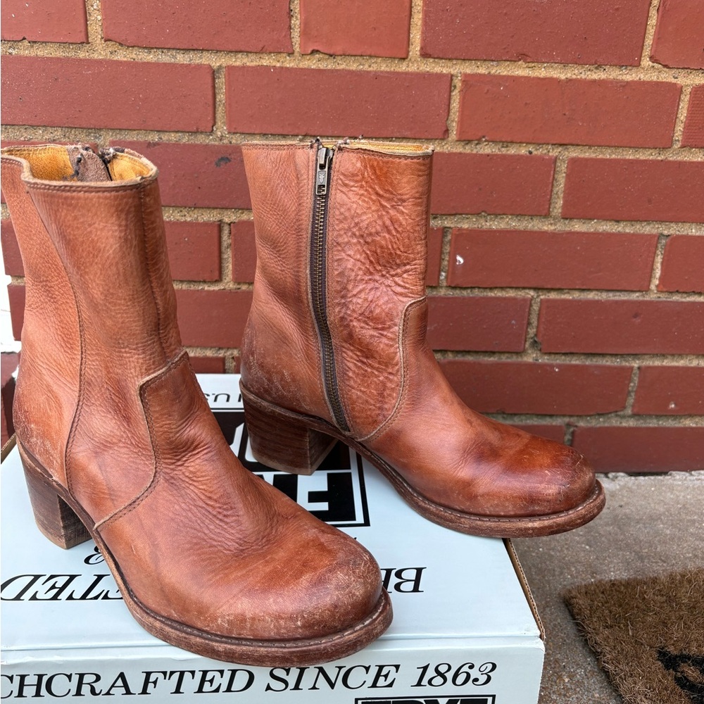 Women’s Frye Sabrina mid inside zip boot,  Saddle Brown Leather Zip Ankle Boots